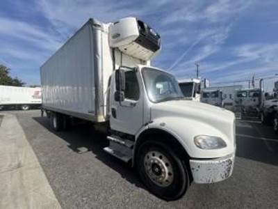Freightliner M2 106 24 ft Refrigerated Truck - 220HP, Automatic, Carrier, Liftgate