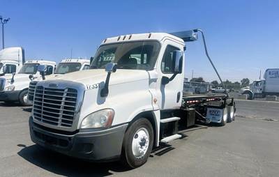Freightliner Cascadia 125 Roll Off Truck - Detroit, 450HP, 10 Speed Manual