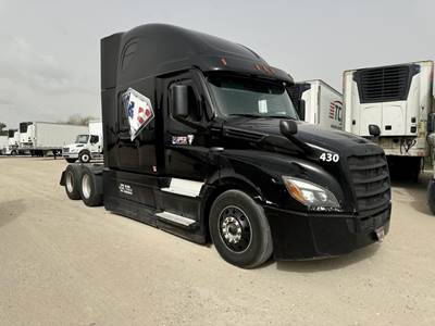 Freightliner Cascadia 126 Sleeper Semi Truck - Raised Roof Sleeper, Manual