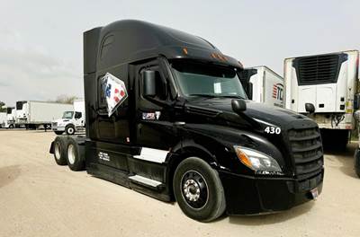 Freightliner Cascadia 126 Sleeper Semi Truck - 70" Raised Roof Sleeper, Detroit 505HP, Manual
