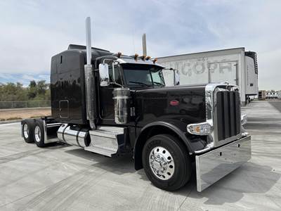 Peterbilt 389 Sleeper Semi Truck - 70" Mid Roof Sleeper, Paccar 550HP, 13 Speed Ultrashift Manual