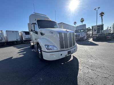 Peterbilt 579 Sleeper Semi Truck - Mid Roof Sleeper, Cummins, Automatic