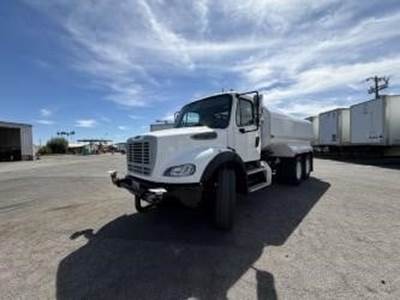 Freightliner M2 112 4000 Gallon Water Truck - Detroit 450HP, Manual