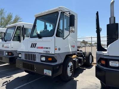 Kalmar Ottawa T2 Yard Spotter Truck - Cummins, 200HP, Automatic
