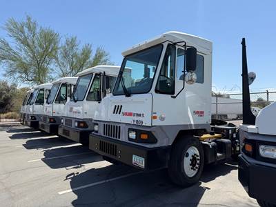 Kalmar Ottawa T2 Yard Spotter Truck - Cummins, 200HP, Automatic
