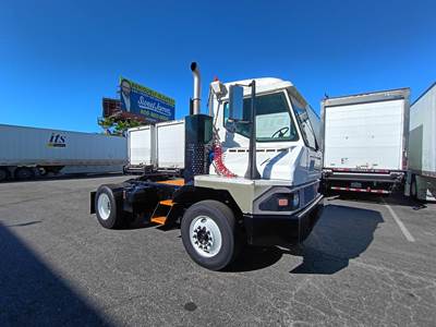 Kalmar Ottawa T2 Yard Spotter Truck - Cummins, 173HP, Automatic