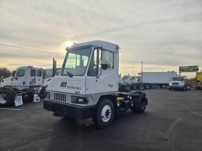 Kalmar Ottawa T2 Yard Spotter Truck - Cummins, 200HP, 6 Speed Allison Rds Automatic