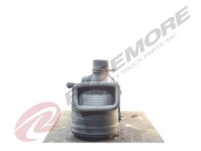 International 8600 Air Cleaner / Air Filter Housing