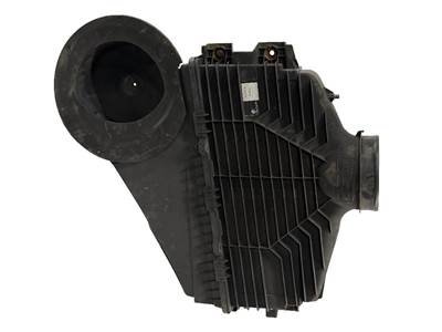 International LT Air Cleaner / Air Filter Housing