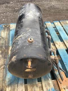 Mack Granite GU712 Left Air Tank for a Mack GU712
