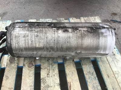Mack Pinnacle CXU613 Left Air Tank for a Mack CXU613