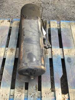 Peterbilt Left Air Tank for a Peterbilt 320
