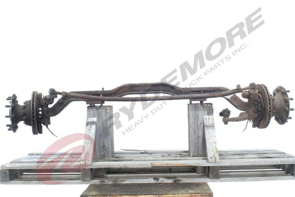 2000 Ford F650 Front Axle Assembly for a Ford F650 For Sale