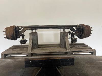 Hino 268 Front Axle Assembly