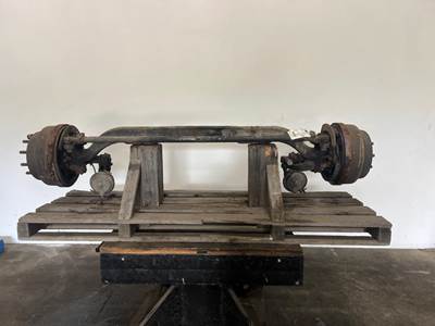 Isuzu FTR Front Axle Assembly