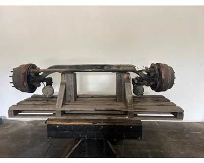 Isuzu FTR Front Axle Assembly