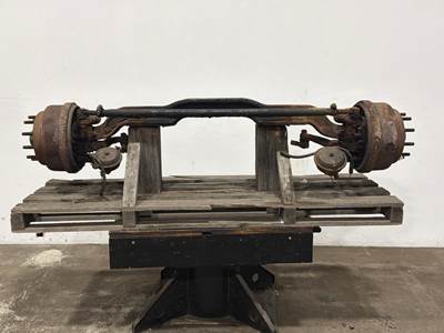 Mack 18K Front Axle Assembly