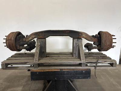 Mack 18K Front Axle Assembly