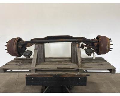 Mack 18K Front Axle Assembly