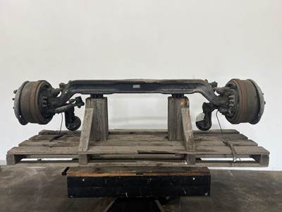 Peterbilt 579 Front Axle Assembly