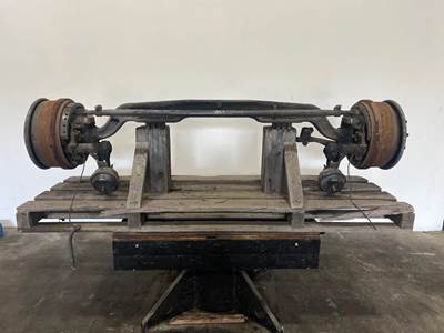 Peterbilt 579 Front Axle Assembly