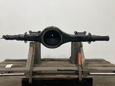 Mack CRD92/CRD93 Front Axle Housing for a Mack CRD92/93