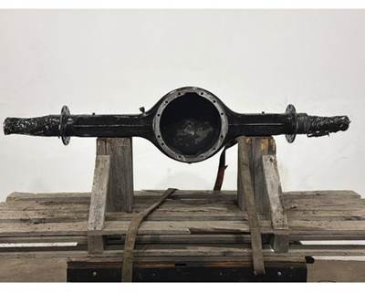 Eaton 21060-S Rear Axle Housing for a International 4300