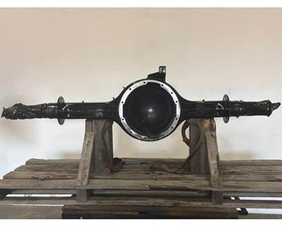 Rockwell RS23160 Rear Axle Housing for a Rockwell RS-23-160