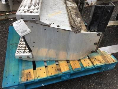Peterbilt 579 Left Battery Box
