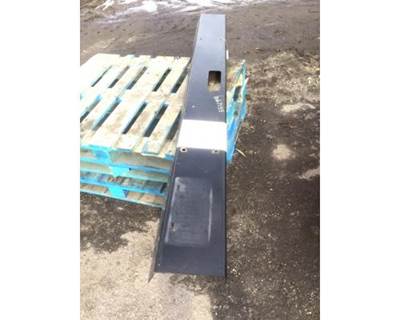 Mack LEU613 Front Bumper