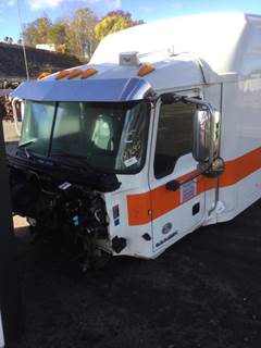 Mack Pinnacle CXU613 Cab Assembly for a Mack CXU613