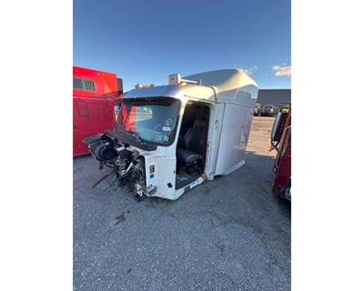 Mack Pinnacle CXU613 Cab Assembly for a Mack CXU613