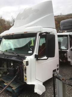 Volvo VNL Cab Assembly