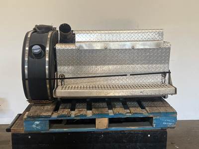 Peterbilt 348 DPF Assembly