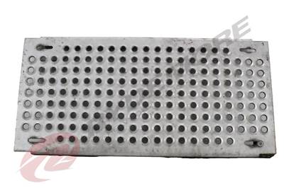 International 8600 Deck Plate / Catwalk