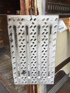 Mack Pinnacle CHU613 Deck Plate / Catwalk for a Mack CHU613