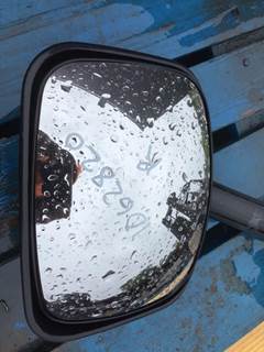 Freightliner Cascadia Right Door Mirror