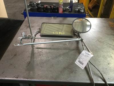 Kenworth T600 Right Door Mirror