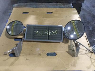 Mack LEU613 Right Door Mirror