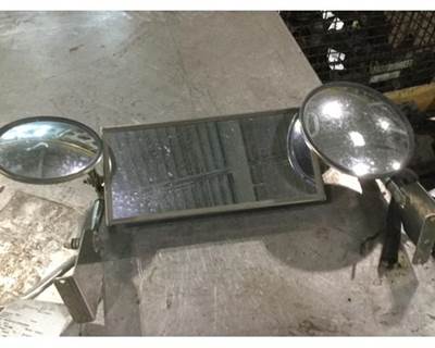 Mack LEU613 Right Door Mirror
