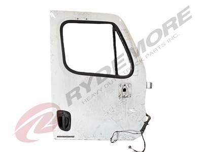 Freightliner Cascadia Right Door for a Freightliner CASCADIA 125BBC