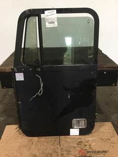 Freightliner FLD Left Door