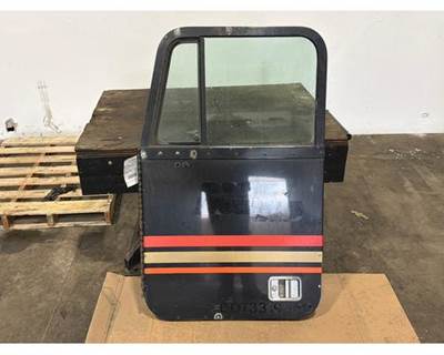 Freightliner FLD132 Classic XL Left Door for a Freightliner FLD132 XL CLASSIC