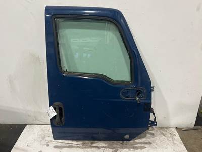 International LT625 Right Door