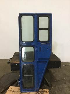 Mack LEU613 Right Door