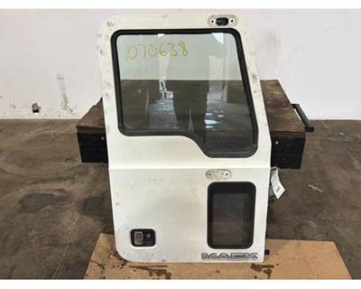 Mack Pinnacle CXU612 Right Door for a Mack CXU612