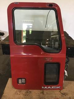 Mack Pinnacle CXU613 Right Door for a Mack CXU613