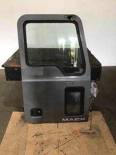 Mack Pinnacle CXU613 Right Door for a Mack CXU613