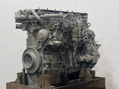 Detroit DD13 Engine