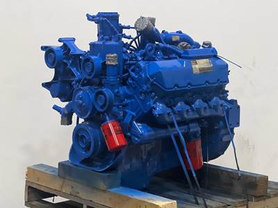 International T444E Engine